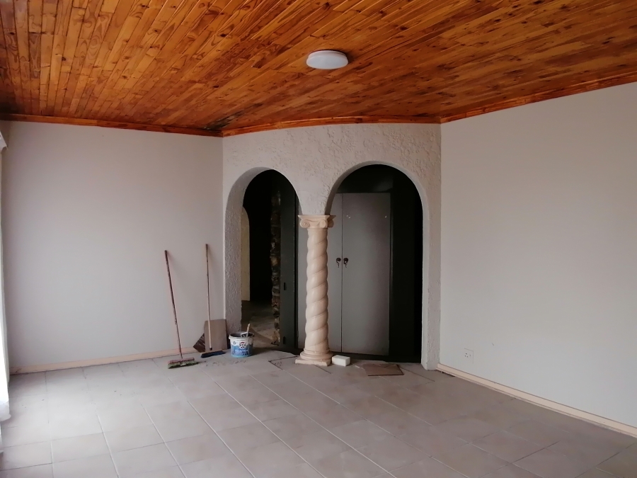 4 Bedroom Property for Sale in Stilfontein Ext 4 North West